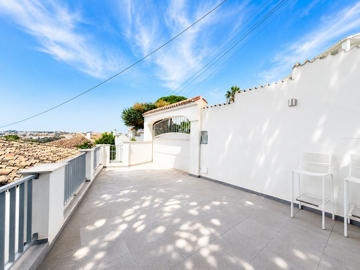 4 Bed Townhouse for sale in La Cala De Mijas Costa Del Sol, Málaga, Spain
