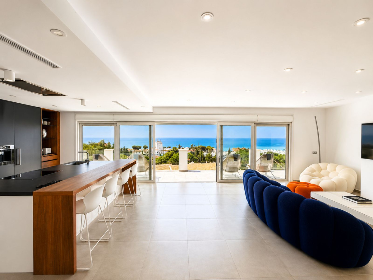 4 Bed Townhouse for sale in La Cala De Mijas Costa Del Sol, Málaga, Spain
