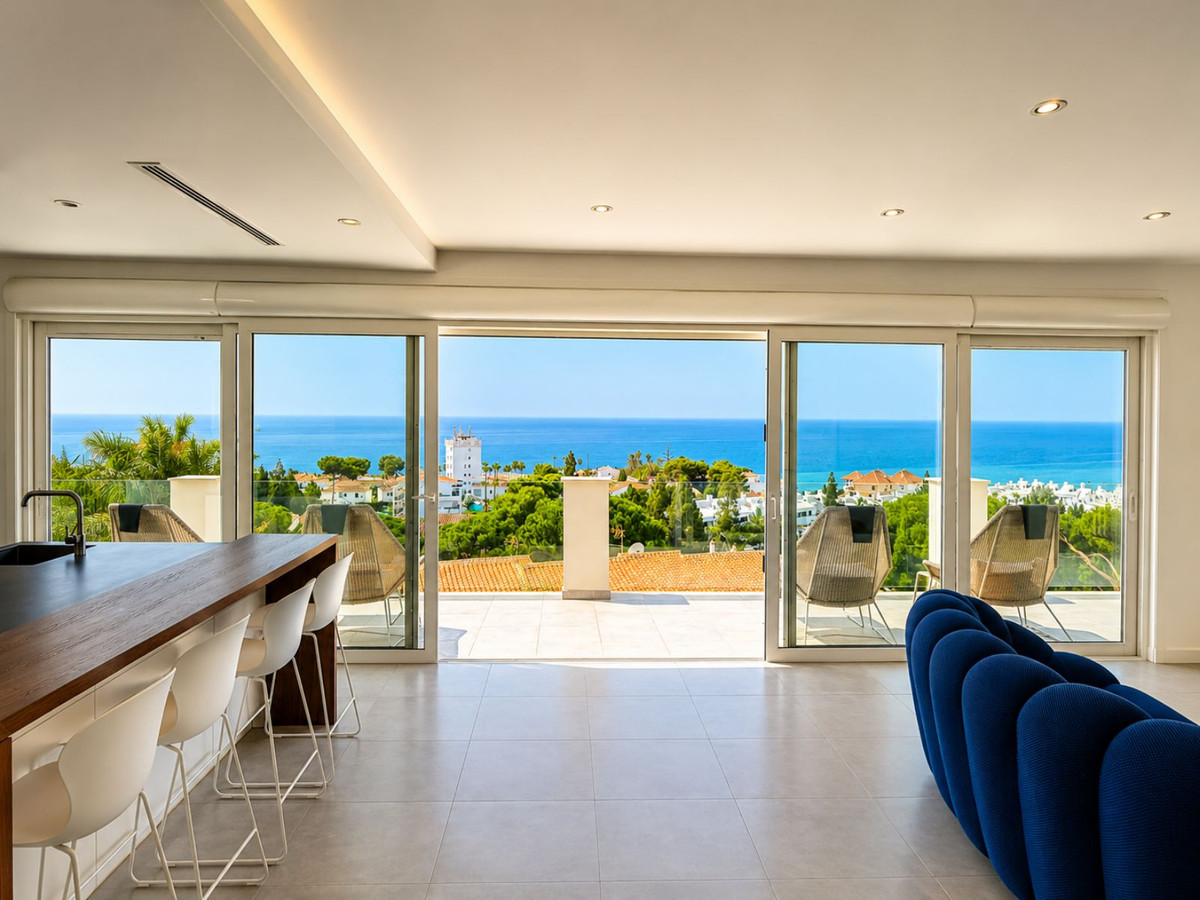 4 Bed Townhouse for sale in La Cala De Mijas Costa Del Sol, Málaga, Spain