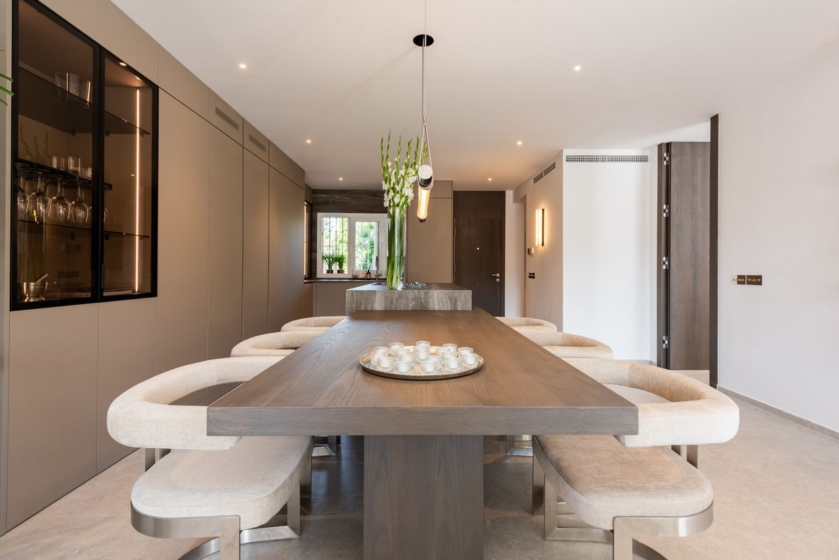 3 Bed Apartment for sale in Nueva Andalucía Costa Del Sol, Málaga, Spain