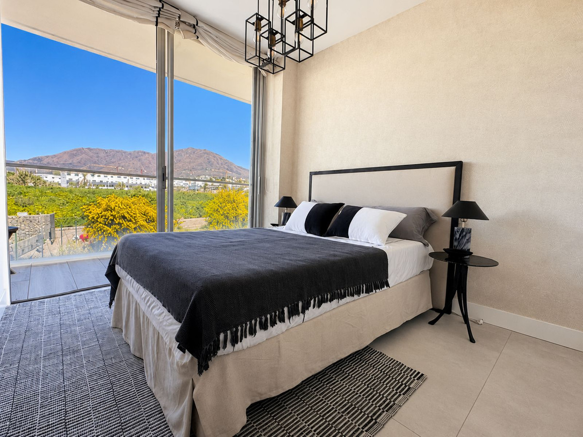 4 Bed Apartment for sale in Estepona Costa Del Sol, Málaga, Spain