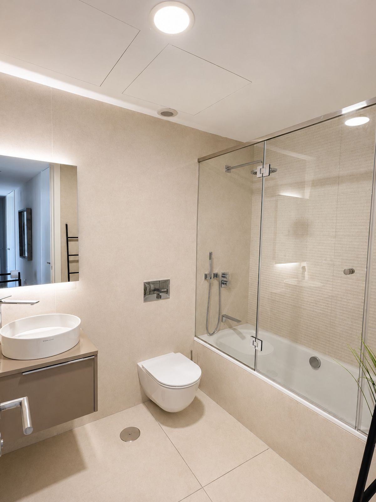 4 Bed Apartment for sale in Estepona Costa Del Sol, Málaga, Spain