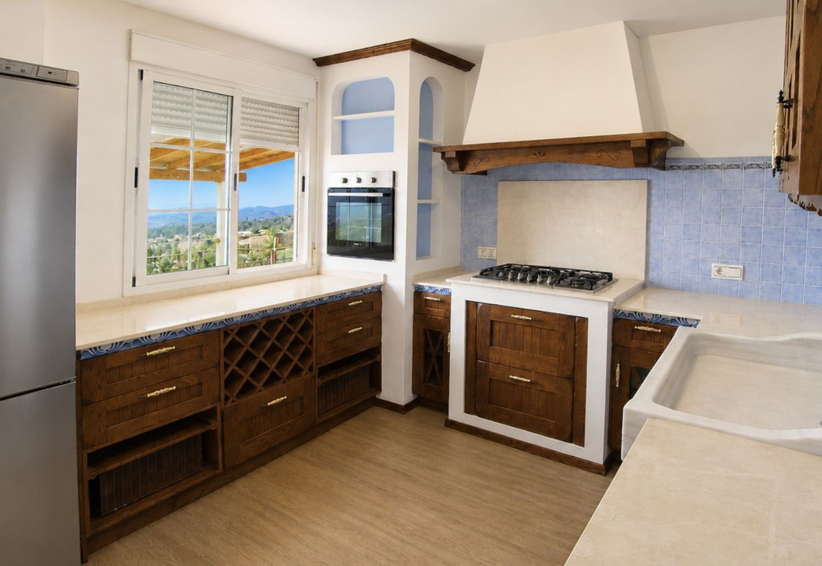 Se vende Villa - Chalet de 3 dormitorios en Costa Del Sol, Málaga, España