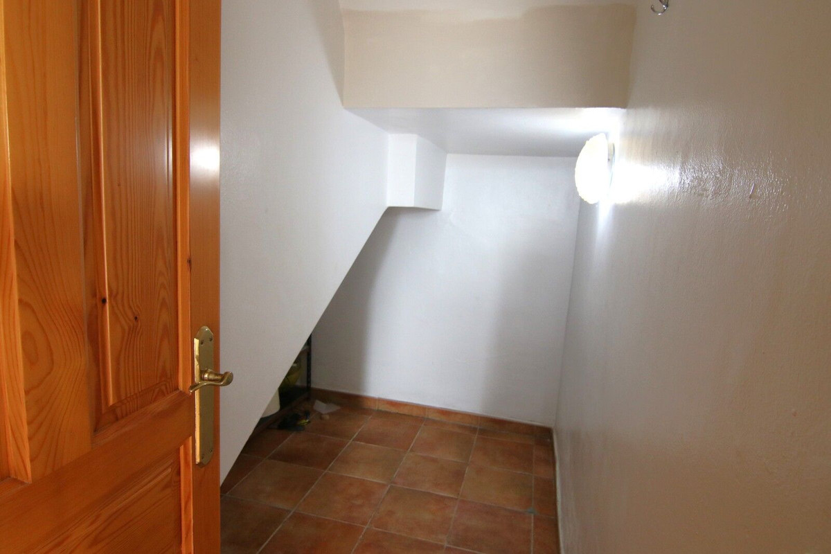 Se vende Villa - Chalet de 3 dormitorios en Costa Del Sol, Málaga, España