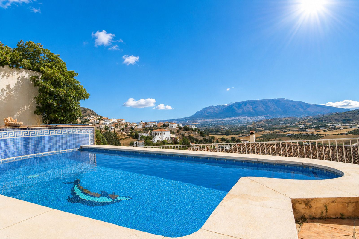 Se vende Villa - Chalet de 3 dormitorios en Costa Del Sol, Málaga, España