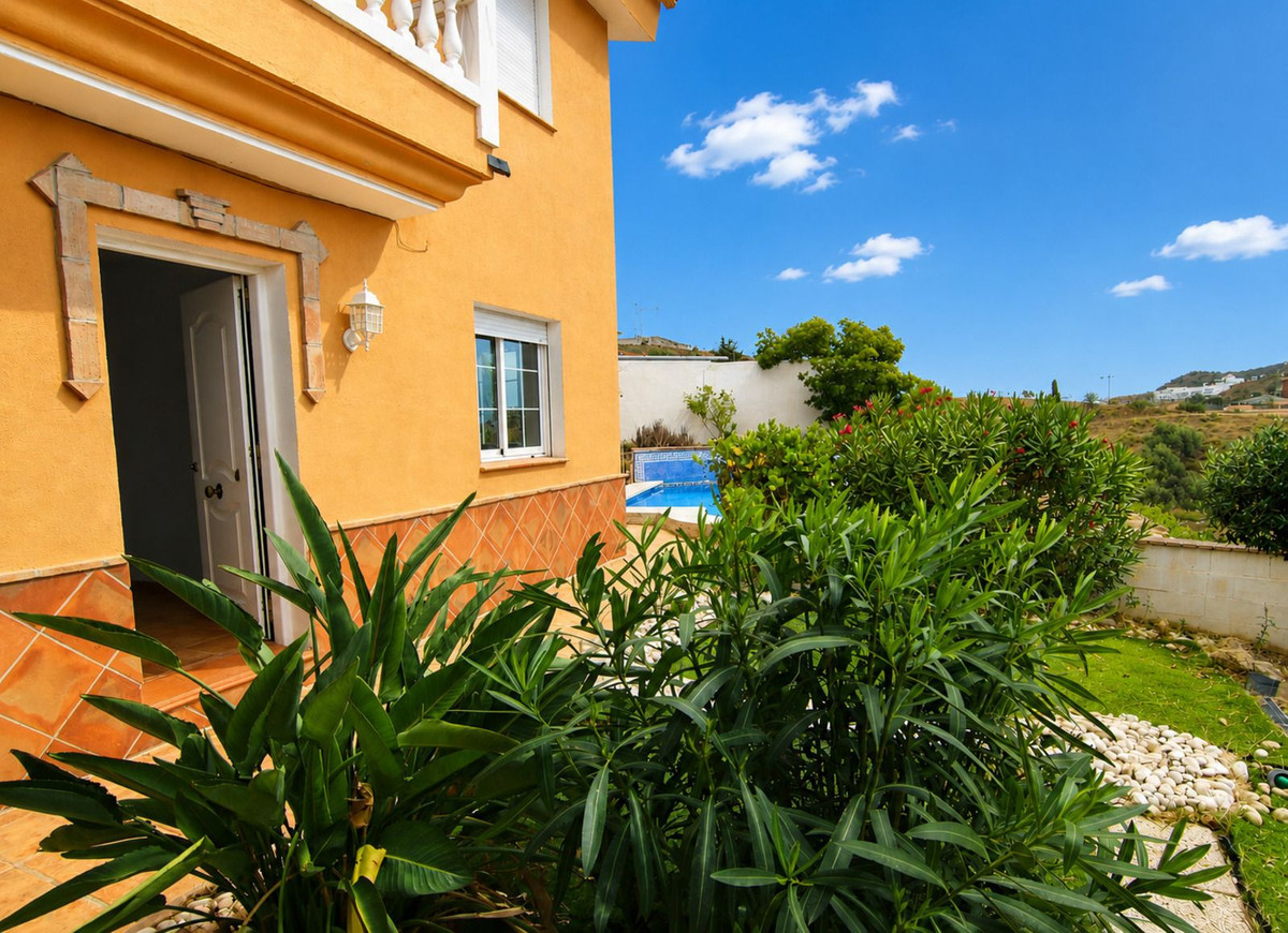 Se vende Villa - Chalet de 3 dormitorios en Costa Del Sol, Málaga, España