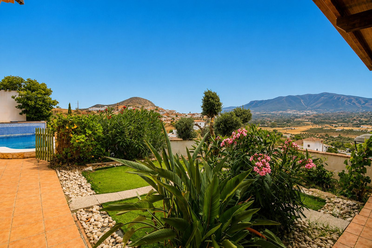 Se vende Villa - Chalet de 3 dormitorios en Costa Del Sol, Málaga, España