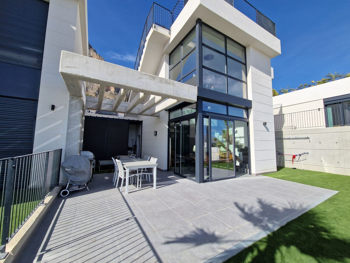 3 Bed Townhouse for sale in Polop Costa Blanca, Alicante, Spain