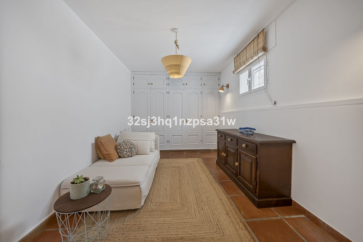 6 Bed Townhouse for sale in Estepona Costa Del Sol, Málaga, Spain