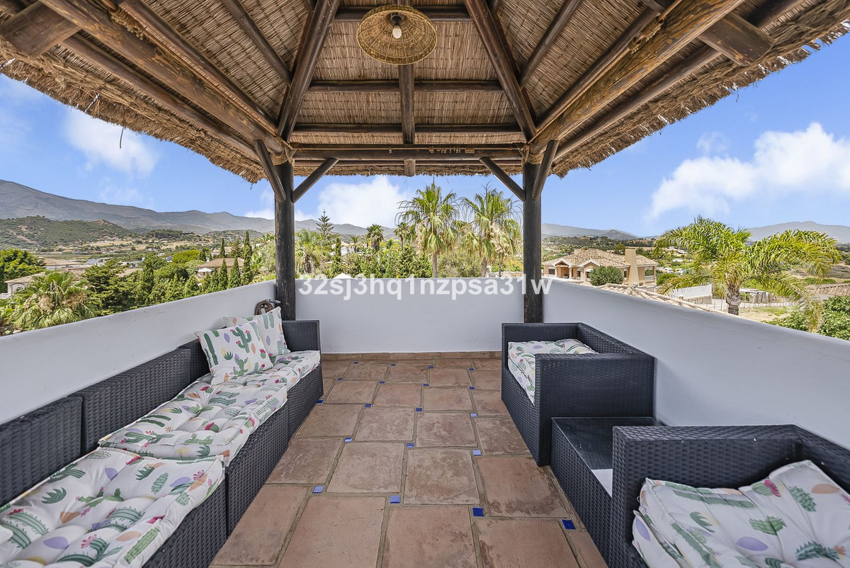 6 Bed Townhouse for sale in Estepona Costa Del Sol, Málaga, Spain