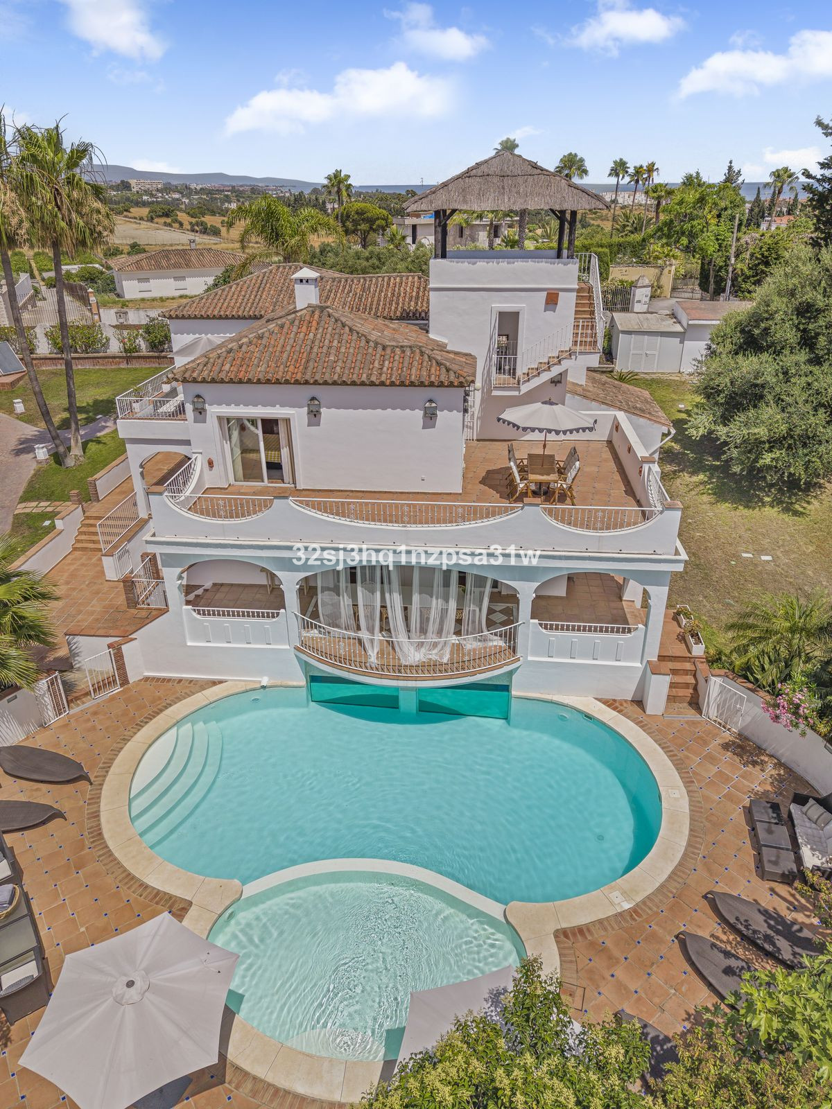 6 Bed Townhouse for sale in Estepona Costa Del Sol, Málaga, Spain