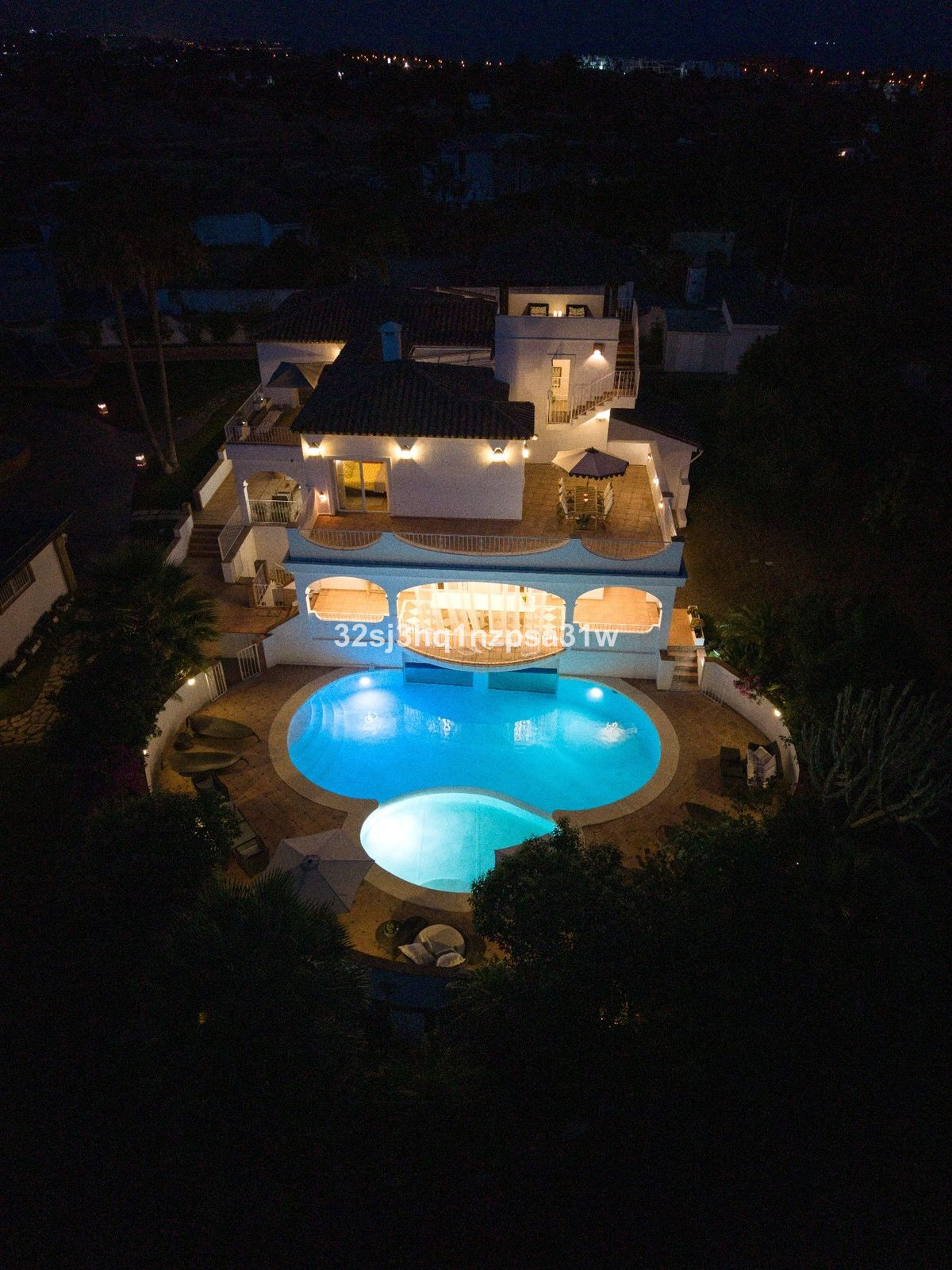 6 Bed Townhouse for sale in Estepona Costa Del Sol, Málaga, Spain