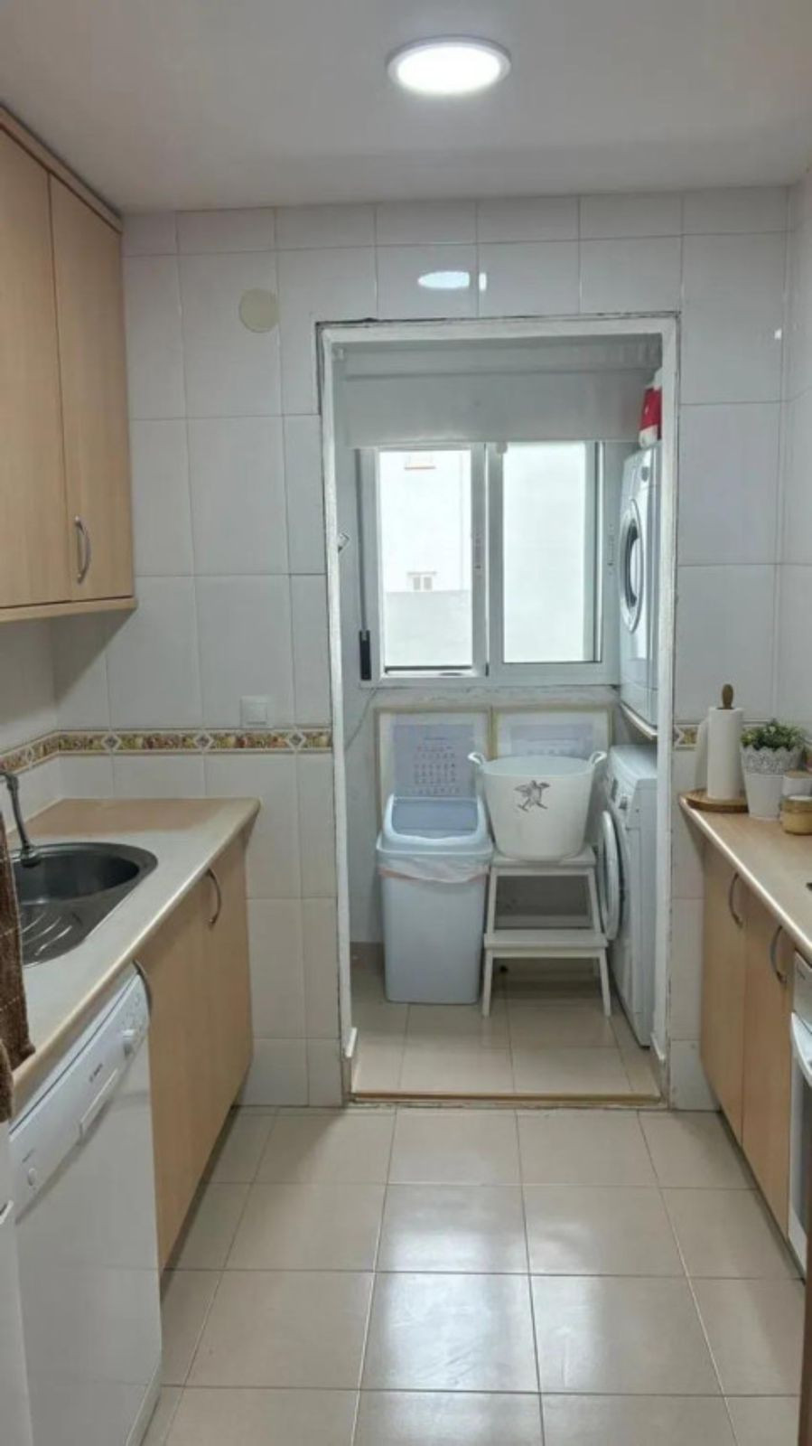 3 Bed Apartment for sale in Benahavís Costa Del Sol, Málaga, Spain