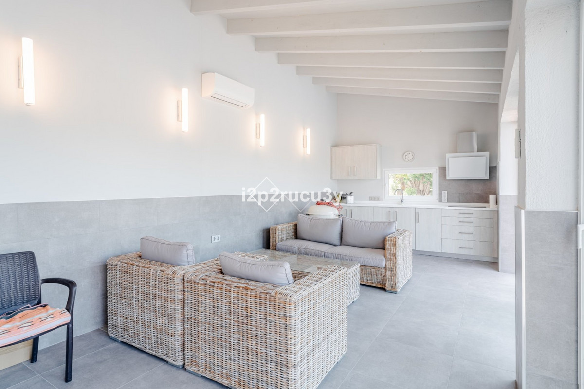 Se vende Villa - Chalet de 3 dormitorios en Costa Blanca, Alicante, España