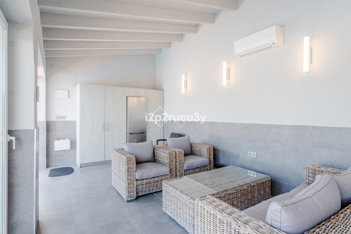 Se vende Villa - Chalet de 3 dormitorios en Costa Blanca, Alicante, España