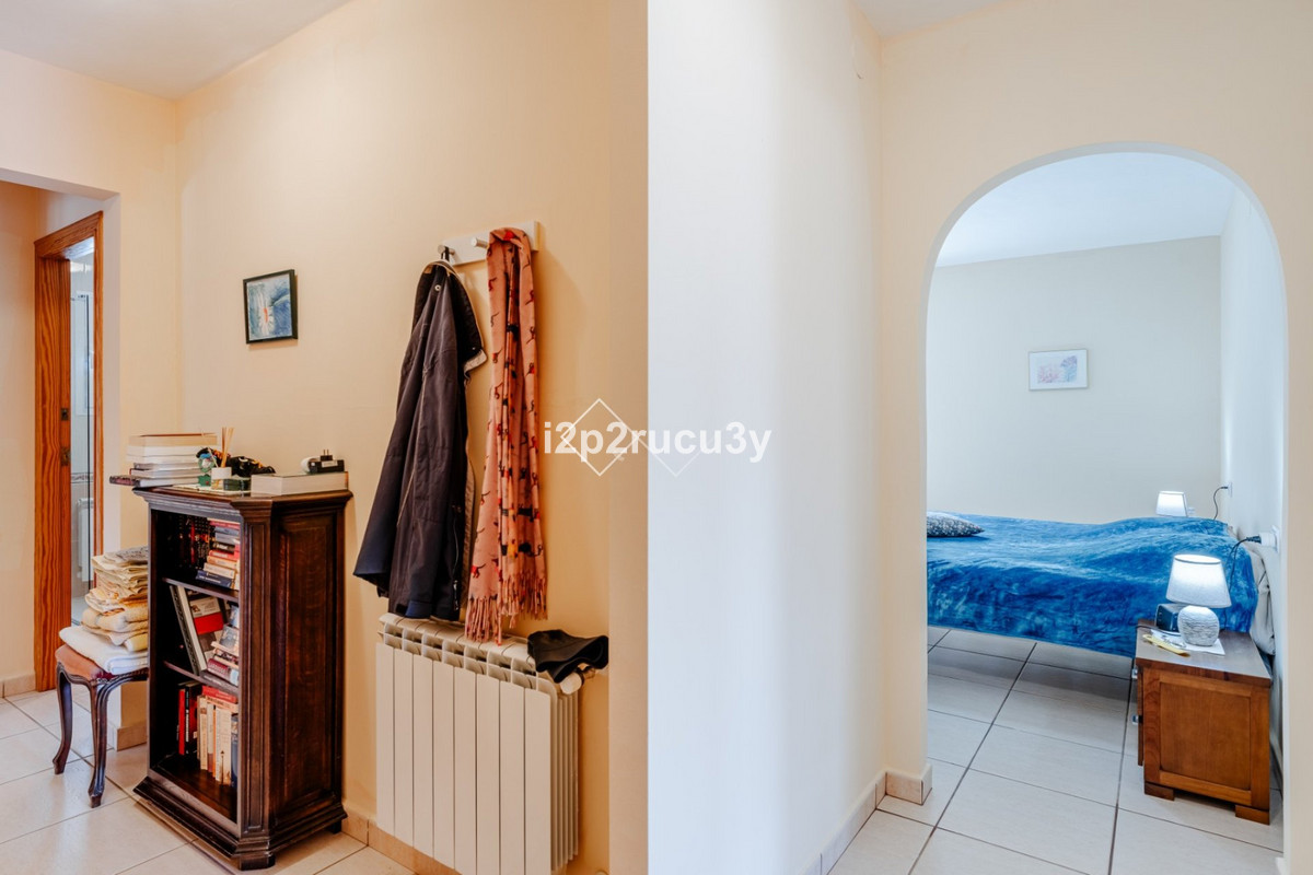 Se vende Villa - Chalet de 3 dormitorios en Costa Blanca, Alicante, España