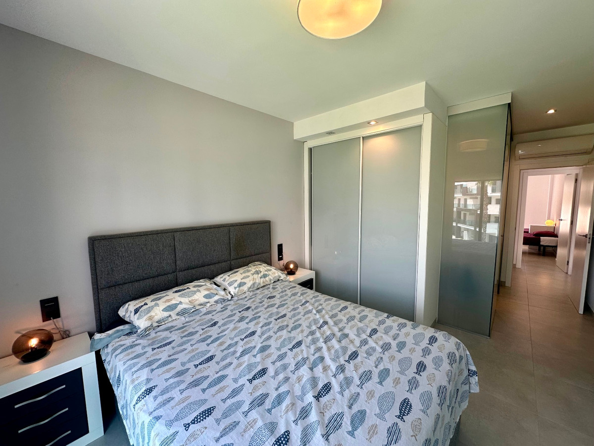 3 Bed Apartment for sale in Urbanización El Raso Costa Blanca, Alicante, Spain