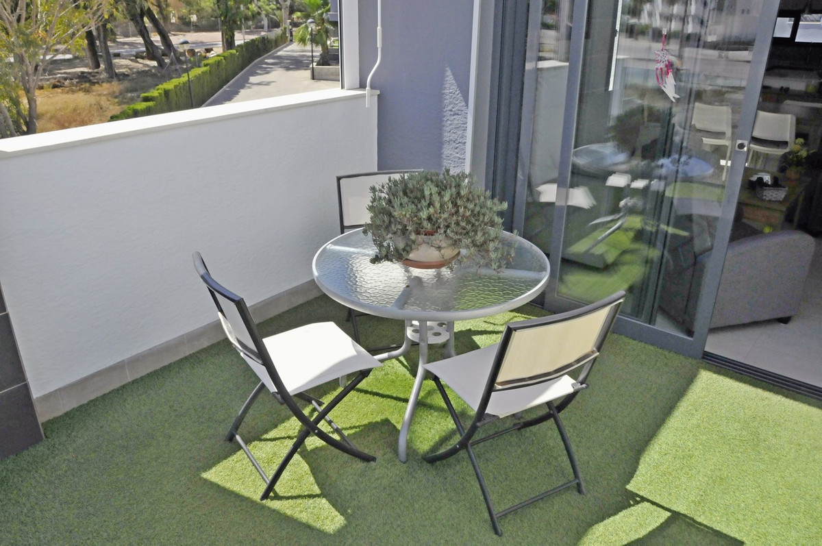 3 Bed Apartment for sale in Guardamar Del Segura Costa Blanca, Alicante, Spain