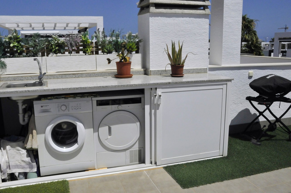 3 Bed Apartment for sale in Guardamar Del Segura Costa Blanca, Alicante, Spain