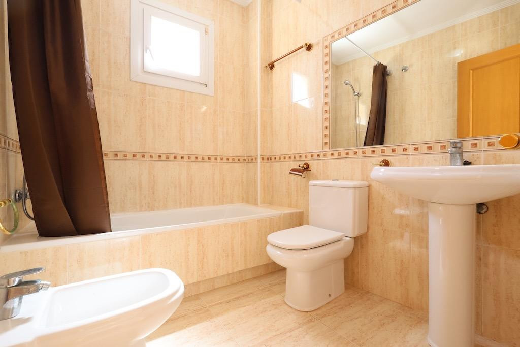 Se vende Adosada de 3 dormitorios en Costa Blanca, Alicante, España