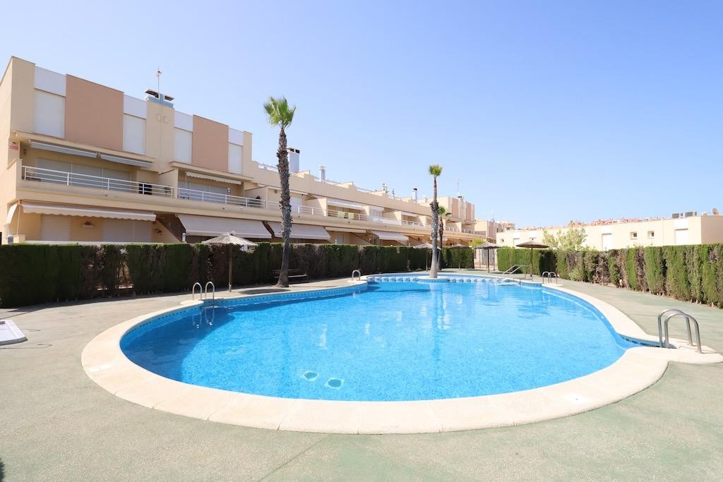 Se vende Adosada de 3 dormitorios en Costa Blanca, Alicante, España
