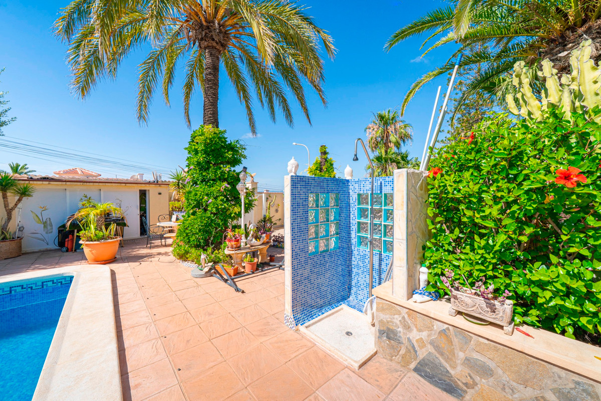 3 Bed Townhouse for sale in Rojales Costa Blanca, Alicante, Spain
