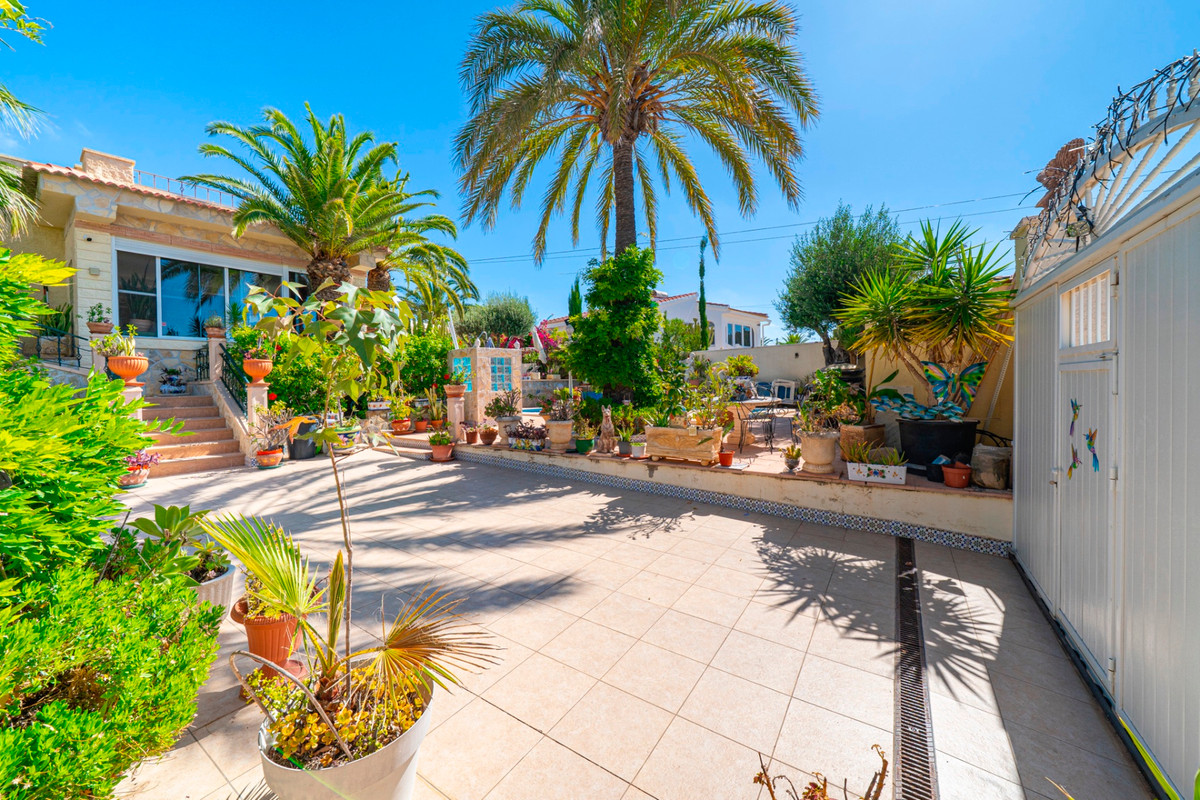 3 Bed Townhouse for sale in Rojales Costa Blanca, Alicante, Spain