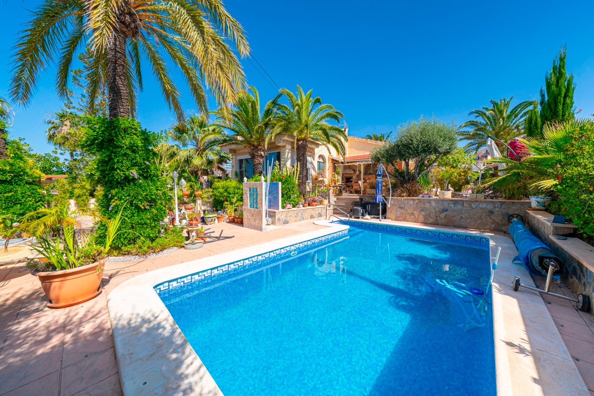 3 Bed Townhouse for sale in Rojales Costa Blanca, Alicante, Spain