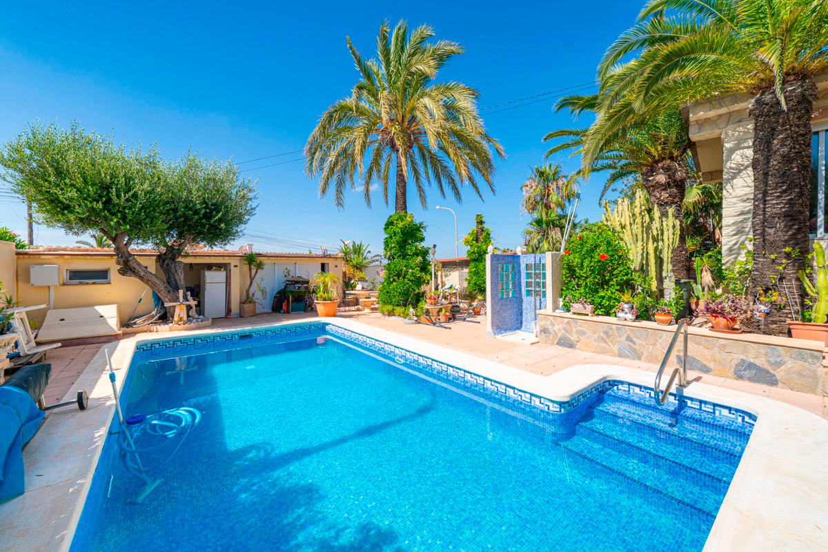 3 Bed Townhouse for sale in Rojales Costa Blanca, Alicante, Spain