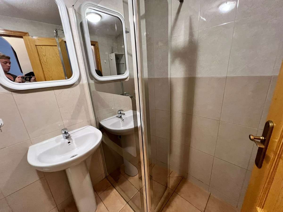 Se vende Apartamento Planta Baja de 2 dormitorios en Costa Blanca, Alicante, España