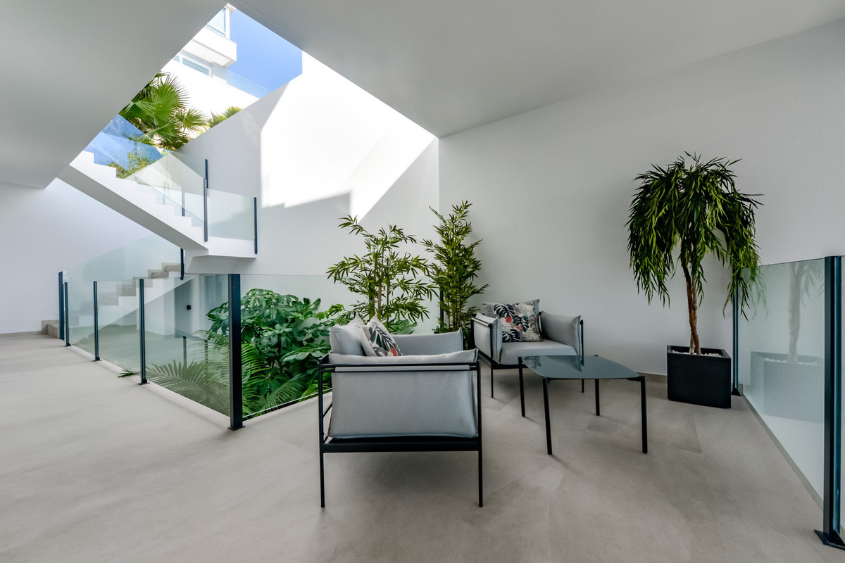 Se vende Villa - Chalet de 7 dormitorios en Costa Blanca, Alicante, España