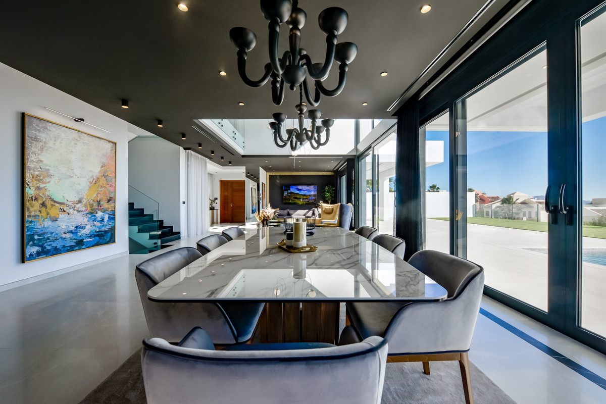 Se vende Villa - Chalet de 7 dormitorios en Costa Blanca, Alicante, España
