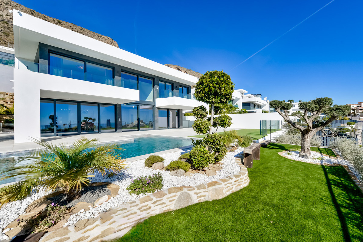 Se vende Villa - Chalet de 7 dormitorios en Costa Blanca, Alicante, España