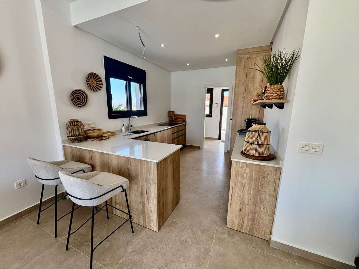 Se vende Villa - Chalet de 3 dormitorios en Costa Blanca, Alicante, España