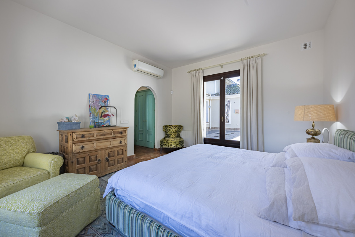 5 Bed Townhouse for sale in Sotogrande Alto Costa Del Sol, Cádiz, Spain