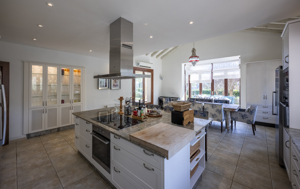 5 Bed Townhouse for sale in Sotogrande Alto Costa Del Sol, Cádiz, Spain