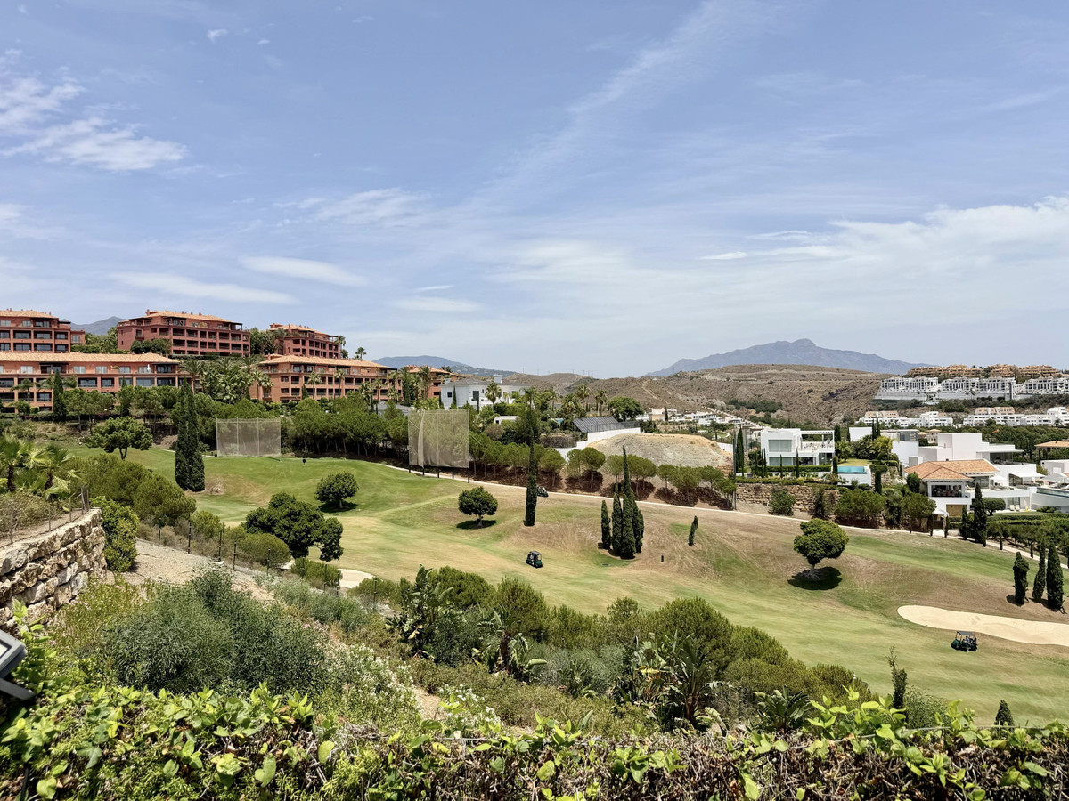 2 Bed Apartment for sale in Los Flamingos Costa Del Sol, Málaga, Spain