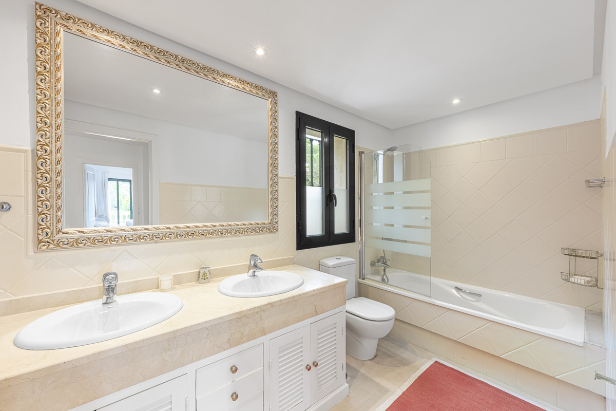 4 Bed Townhouse for sale in Sotogrande Alto Costa Del Sol, Cádiz, Spain
