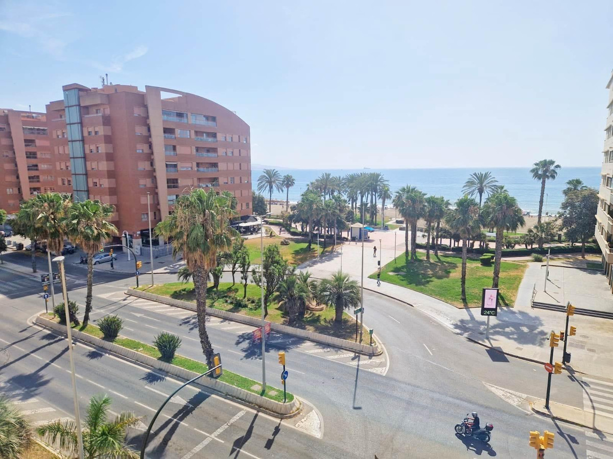 5 Bed Apartment for sale in Málaga Costa Del Sol, Málaga, Spain