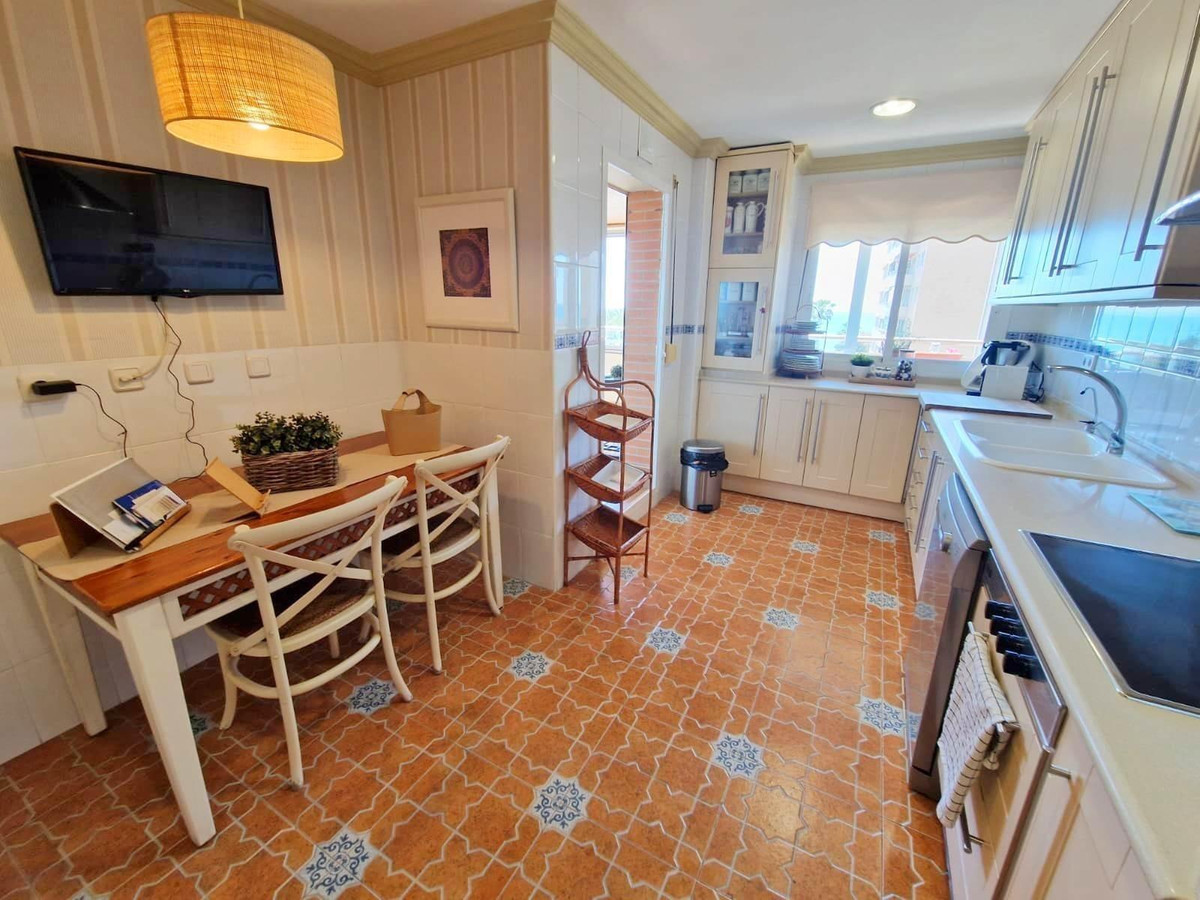 5 Bed Apartment for sale in Málaga Costa Del Sol, Málaga, Spain