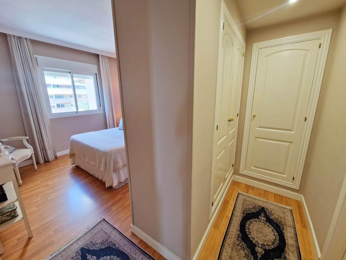 5 Bed Apartment for sale in Málaga Costa Del Sol, Málaga, Spain