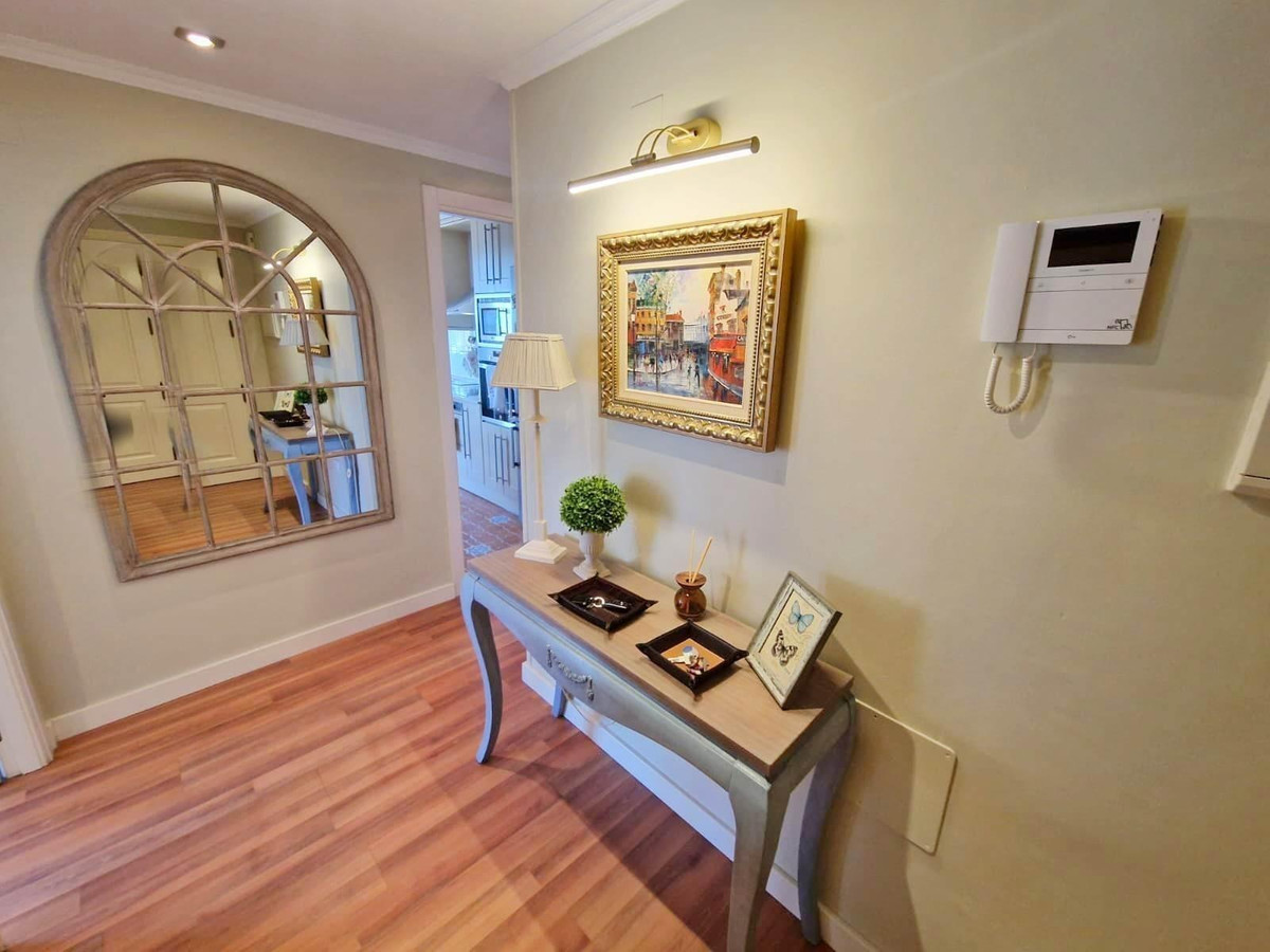 5 Bed Apartment for sale in Málaga Costa Del Sol, Málaga, Spain