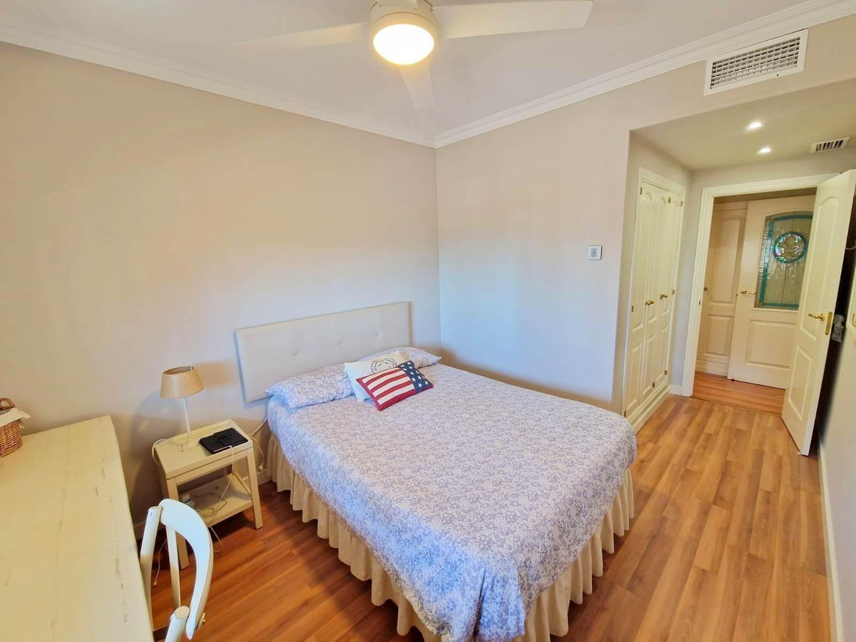 5 Bed Apartment for sale in Málaga Costa Del Sol, Málaga, Spain