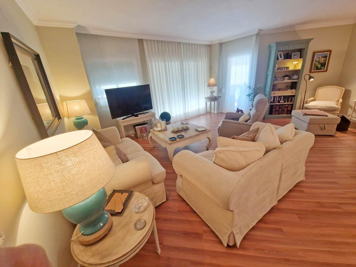 5 Bed Apartment for sale in Málaga Costa Del Sol, Málaga, Spain