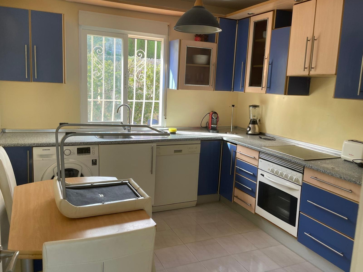 4 Bed Townhouse for sale in La Nucia Costa Blanca, Alicante, Spain