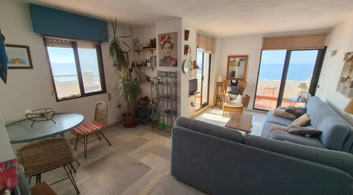 2 Bed Apartment for sale in Estepona Costa Del Sol, Málaga, Spain