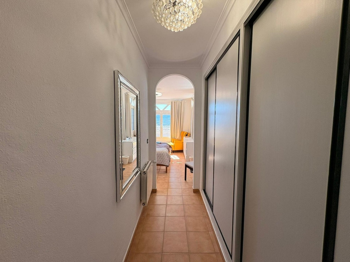 Se vende Villa - Chalet de 4 dormitorios en Costa Blanca, Alicante, España