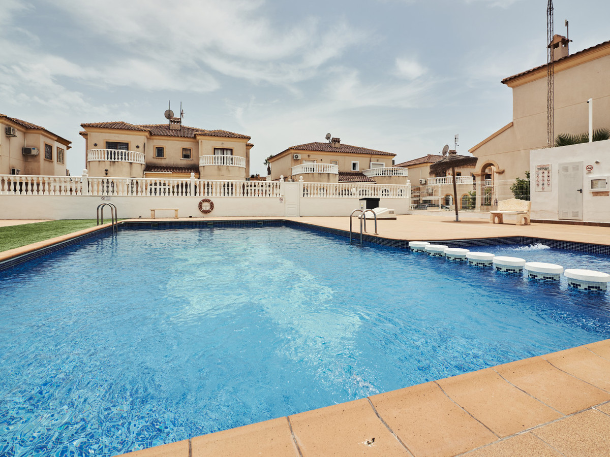 2 Bed Townhouse for sale in Torrevieja Costa Blanca, Alicante, Spain
