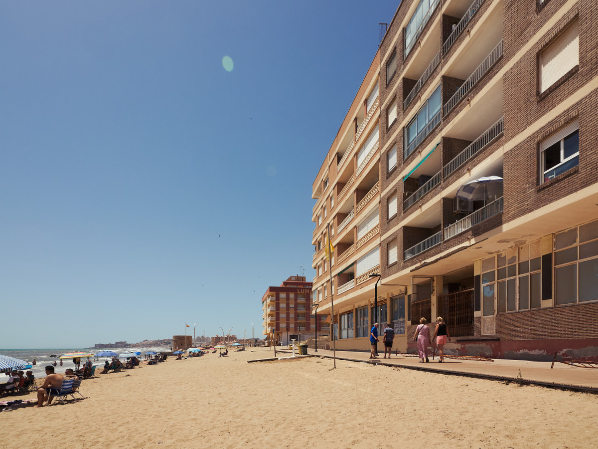 Se vende Apartamento Planta Baja de 2 dormitorios en Costa Blanca, Alicante, España