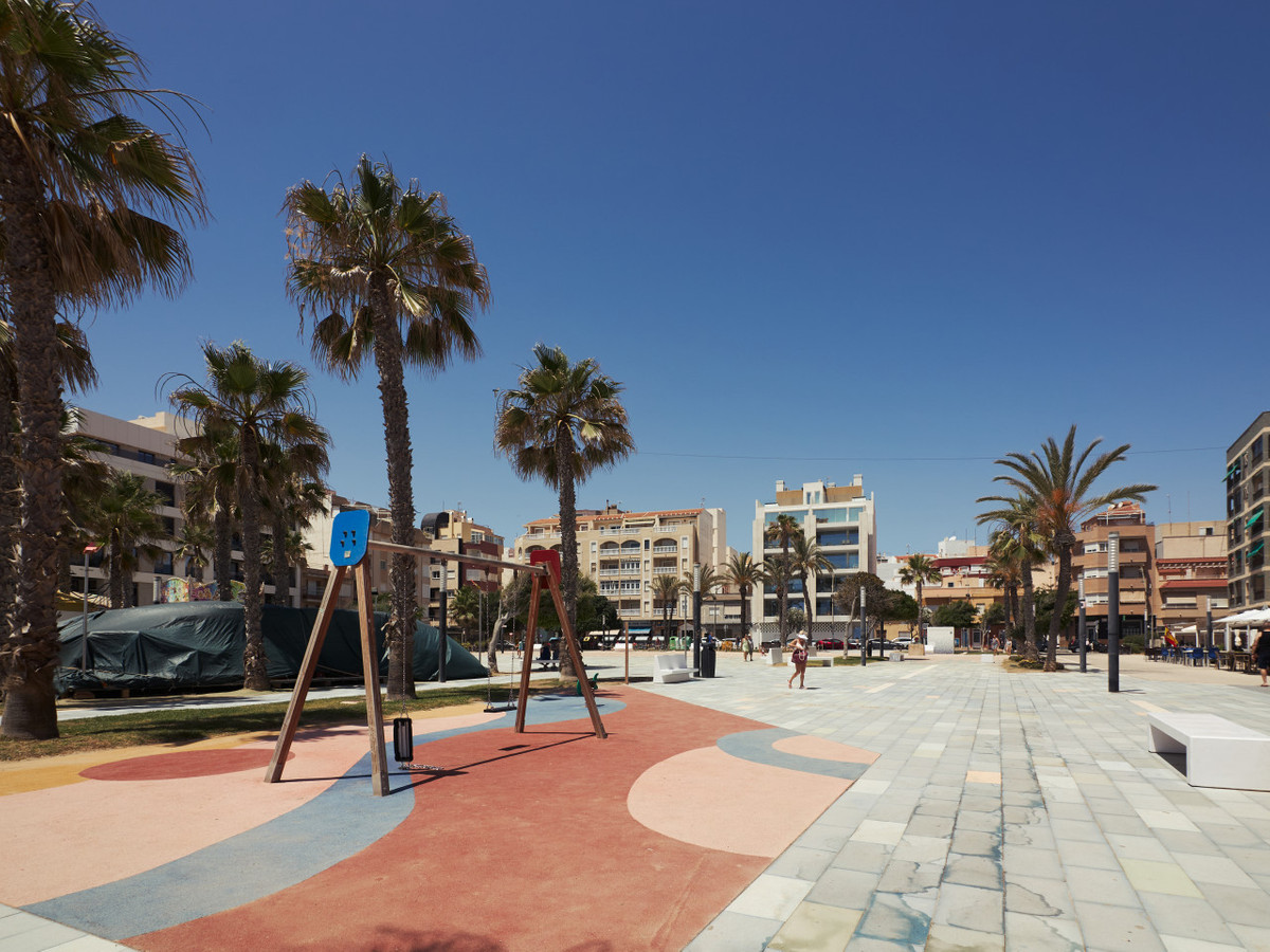 Se vende Apartamento Planta Baja de 2 dormitorios en Costa Blanca, Alicante, España